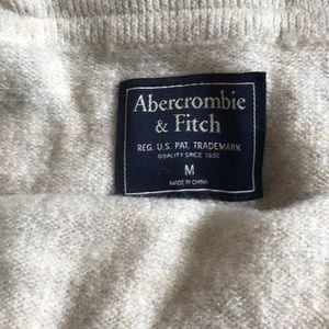 Abercrombie & Fitch Sweaters - Abercrombie & Fitch off the shoulder sweater Abercrombie & Fitch Sweaters - Abercrombie & Fitch off the shoulder sweater